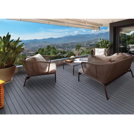 Custom Compass Aqua, 100% Polypropylene Area Rug